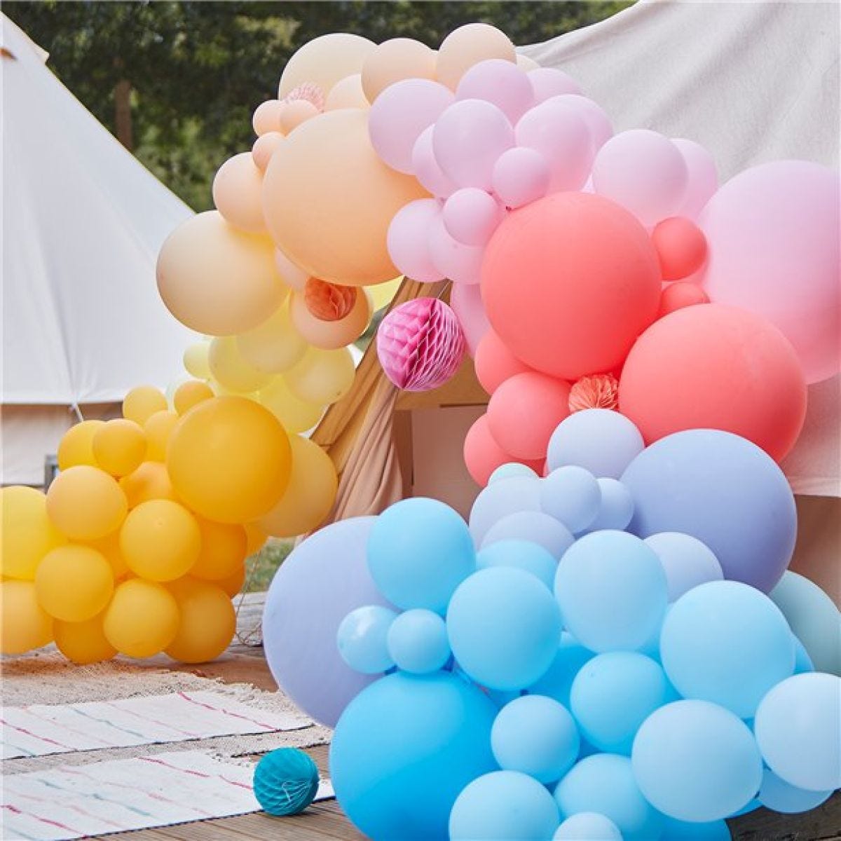 Brights & Fans Balloon Arch Backdrop